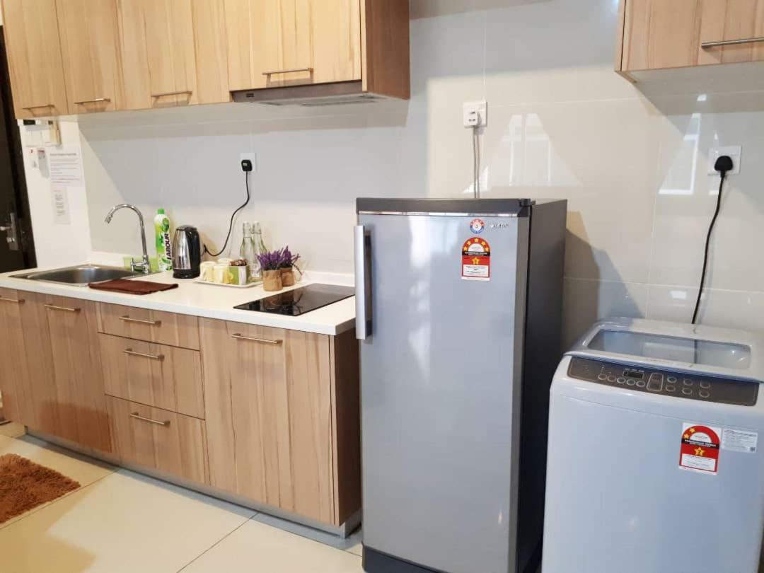 Apartament Ksl City Mall D'Esplanade By Summer Johor Bahru Zewnętrze zdjęcie